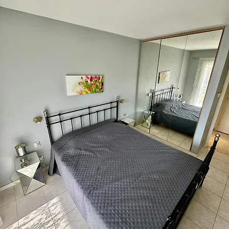 2 Pieces Proche Golden *